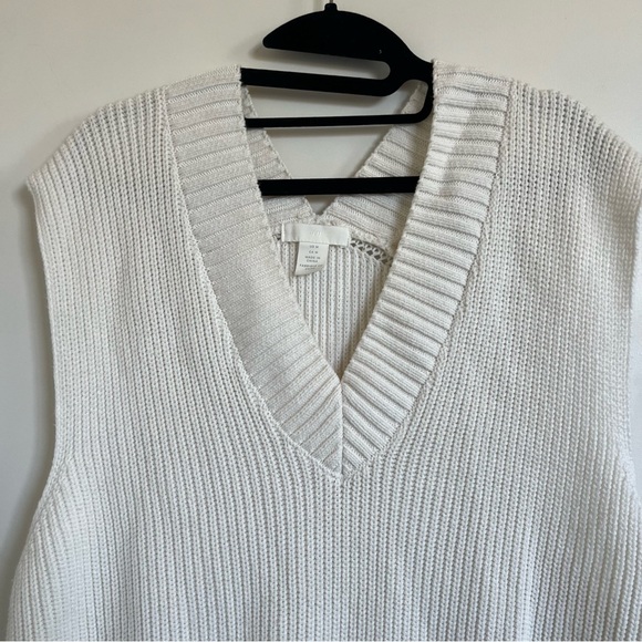 H&M Rib-knit Sweater Vest - Picture 3 of 5